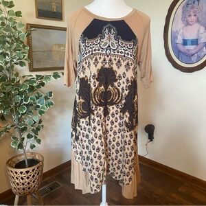 Umgee • Tan & Black Boho Long Tunic Top • Size S • EUC